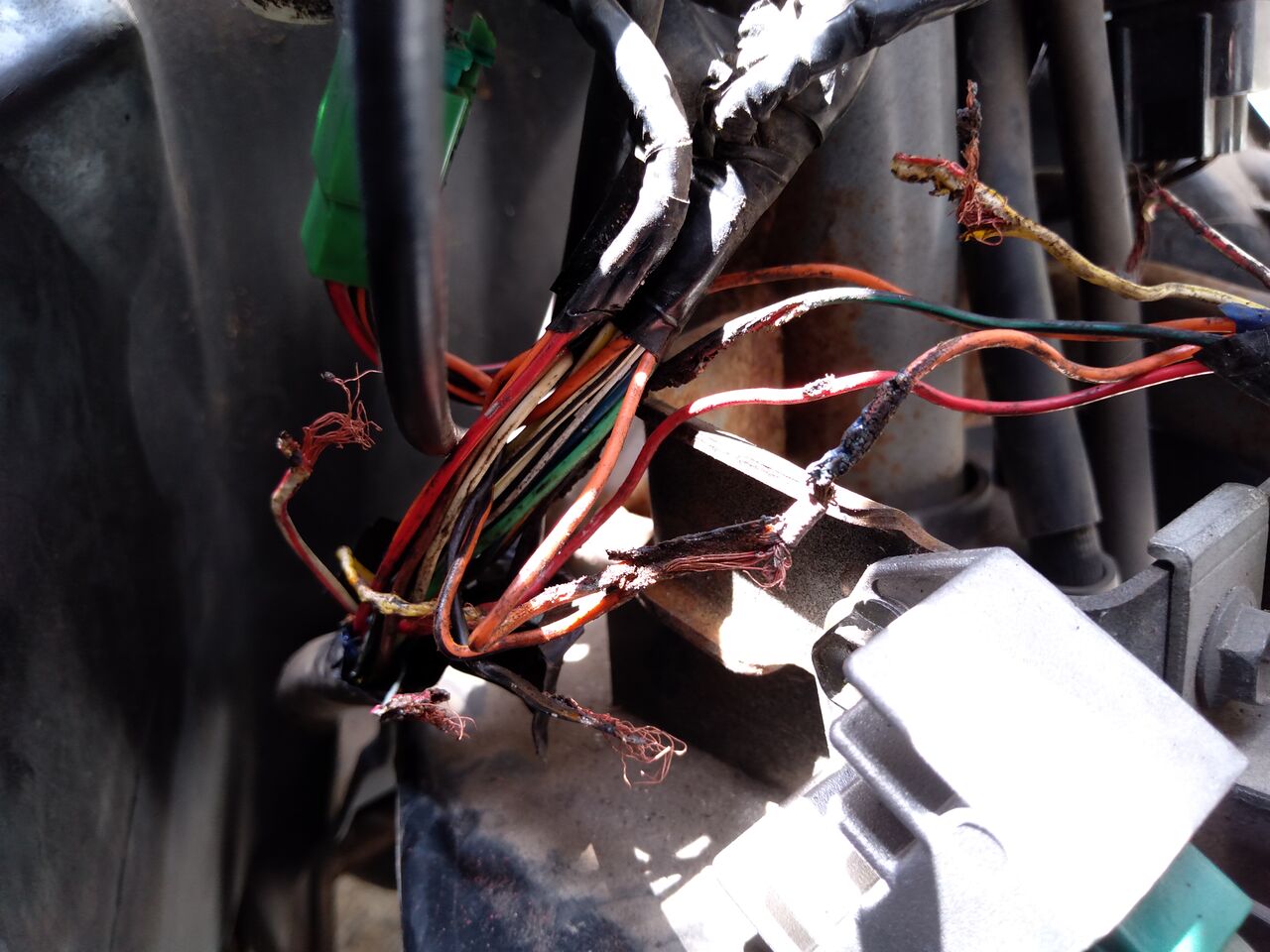 期間限定特価品 購入不可 アドレスV100配線図です 確認用 i9tmg.com.br