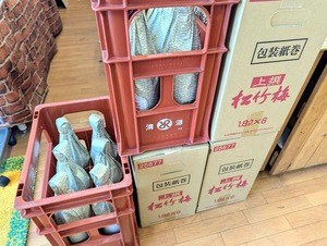 清酒二本縛りをするための松竹梅が入荷