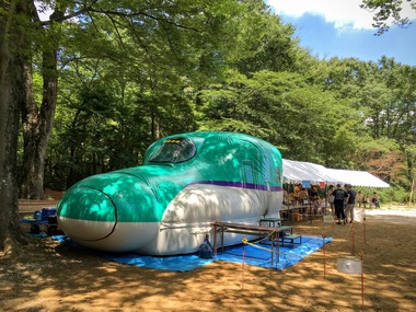 清水公園に新幹線