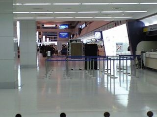 研修の目的地・大阪に羽田空港から出発