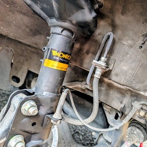 エブリィ・モンローフロントショックアブソーバー交換完了