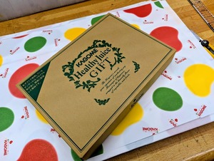 カゴメギフトの包装作業