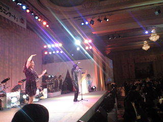 西城秀樹のYMCA熱唱ステージ