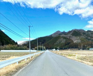 いよいよ林道・山の道へ