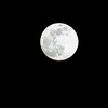 冷え込んだ夜の満月