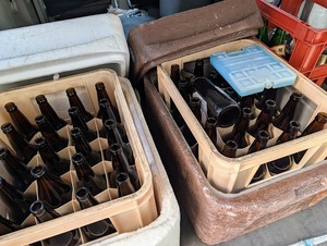 お祭り会議の懇親会用瓶ビール)