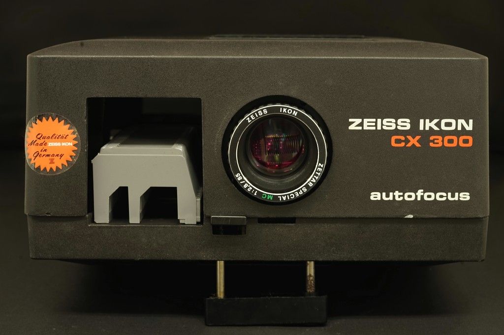 スライドプロジェクター再び : 副店長のレンズ修理のススメ