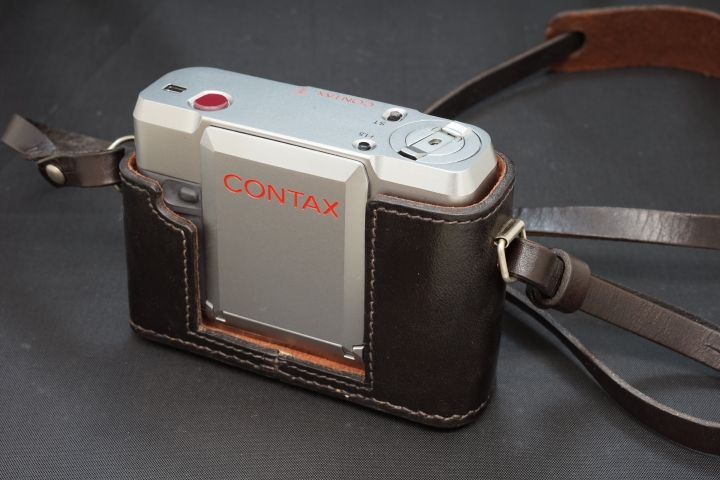 ラ*ん様 8/18まで大幅値下げ！CONTAX T VS Ⅱ カメラ ケース付き ヒラ○製？T用ケース : 副店長のオススメ品