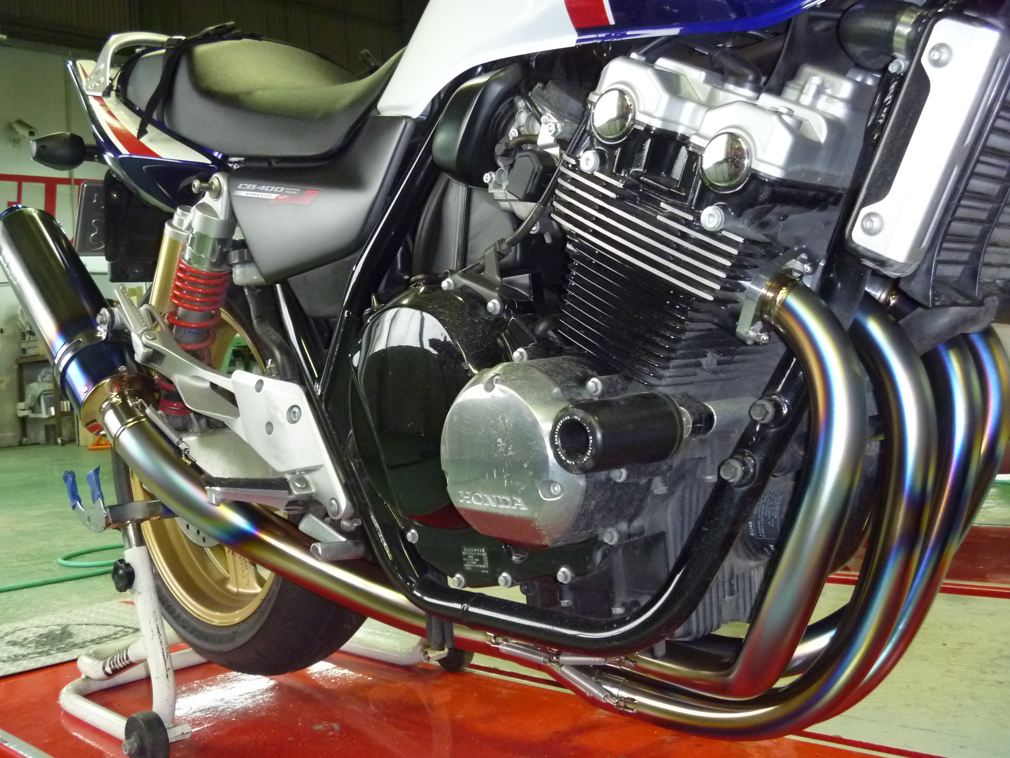 CB400 : オオニシ・ヒートマジック