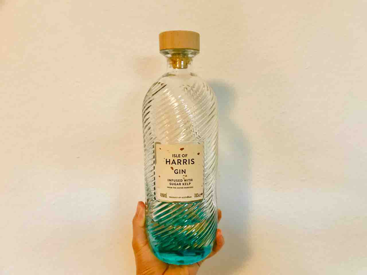 スコティッシュジンその1 アイル・オブ・ハリスジン : ヘザーと