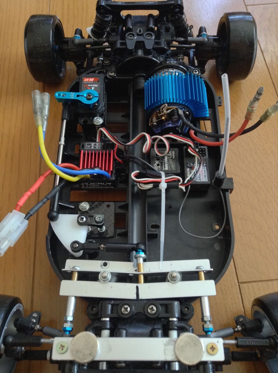 2022/9/3の作業:タミヤ TT-01のレイアウト変更② : お父さんの 2022/9/3の作業:タミヤ TT-01のレイアウト変更② : お父さんの