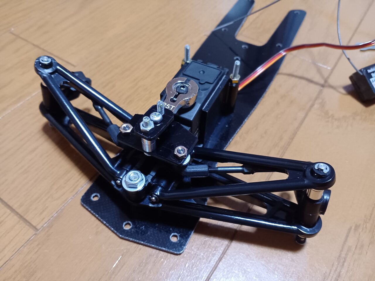 2024/3/9の作業:タミヤ F103GT ドリフトの製作④ : お父さんの 2024/3/9の作業:タミヤ F103GT ドリフトの製作④ : お父さんの