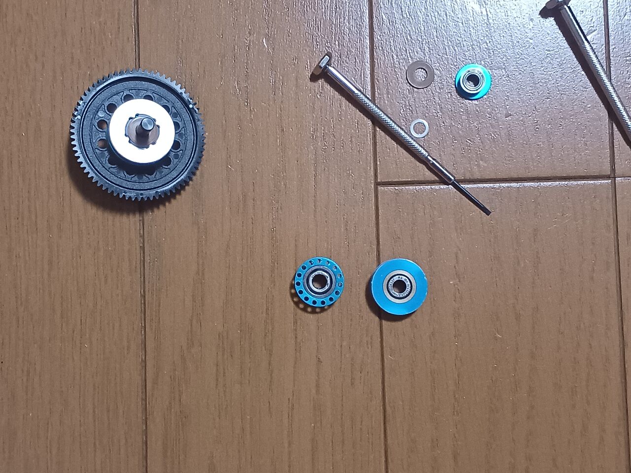 2025/4/19の作業：タミヤ TA05 4WDドリフトのケツカキ比アップ