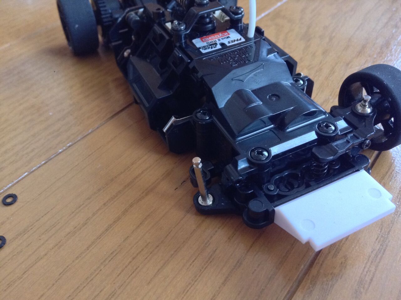 2023/6/17の作業：京商 Mini-Z RWDのキングピンの加工