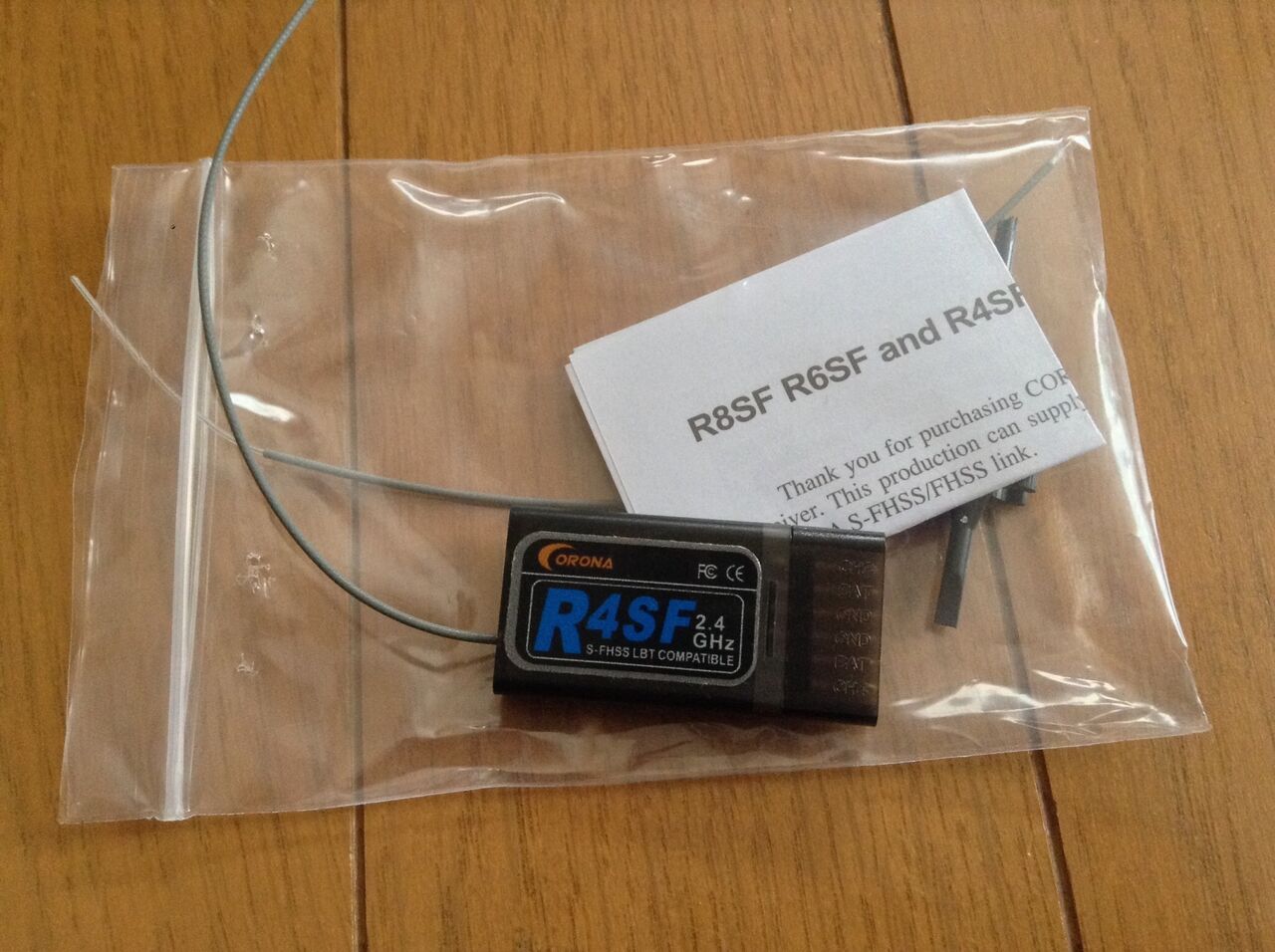 SAKURA DFIVE RR組立済みになります 2022/12/17の作業：3RACING Sakura D5RRの受信機とナックルの