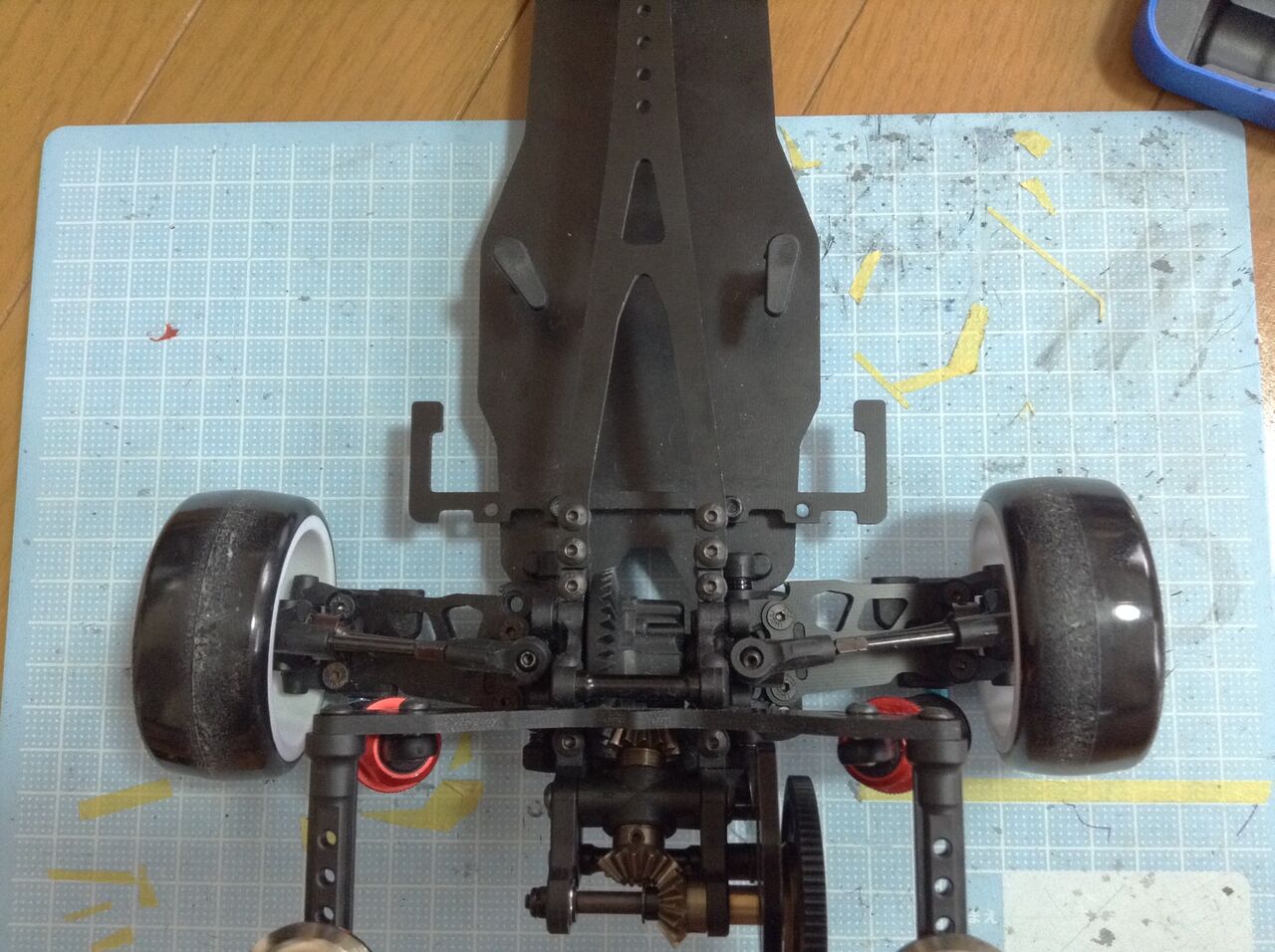 ホビーラジコン sakura d5rr 2024/9/22の作業：3Racing Sakura D5RRのMサイズ化② : お父さん