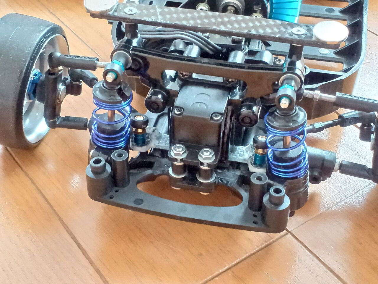 2024/7/27の作業:タミヤ TT-01のフロントモーター化④ 2024/7/27の作業:タミヤ TT-01のフロントモーター化④