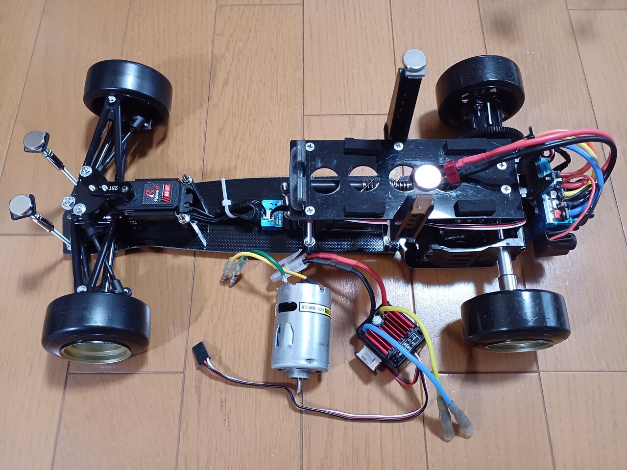 タミヤ TAMIYA F103GT ナスカー仕様　ラジコン タミヤ RC限定シリーズ 1/10RC F103 15TH アニバーサリー
