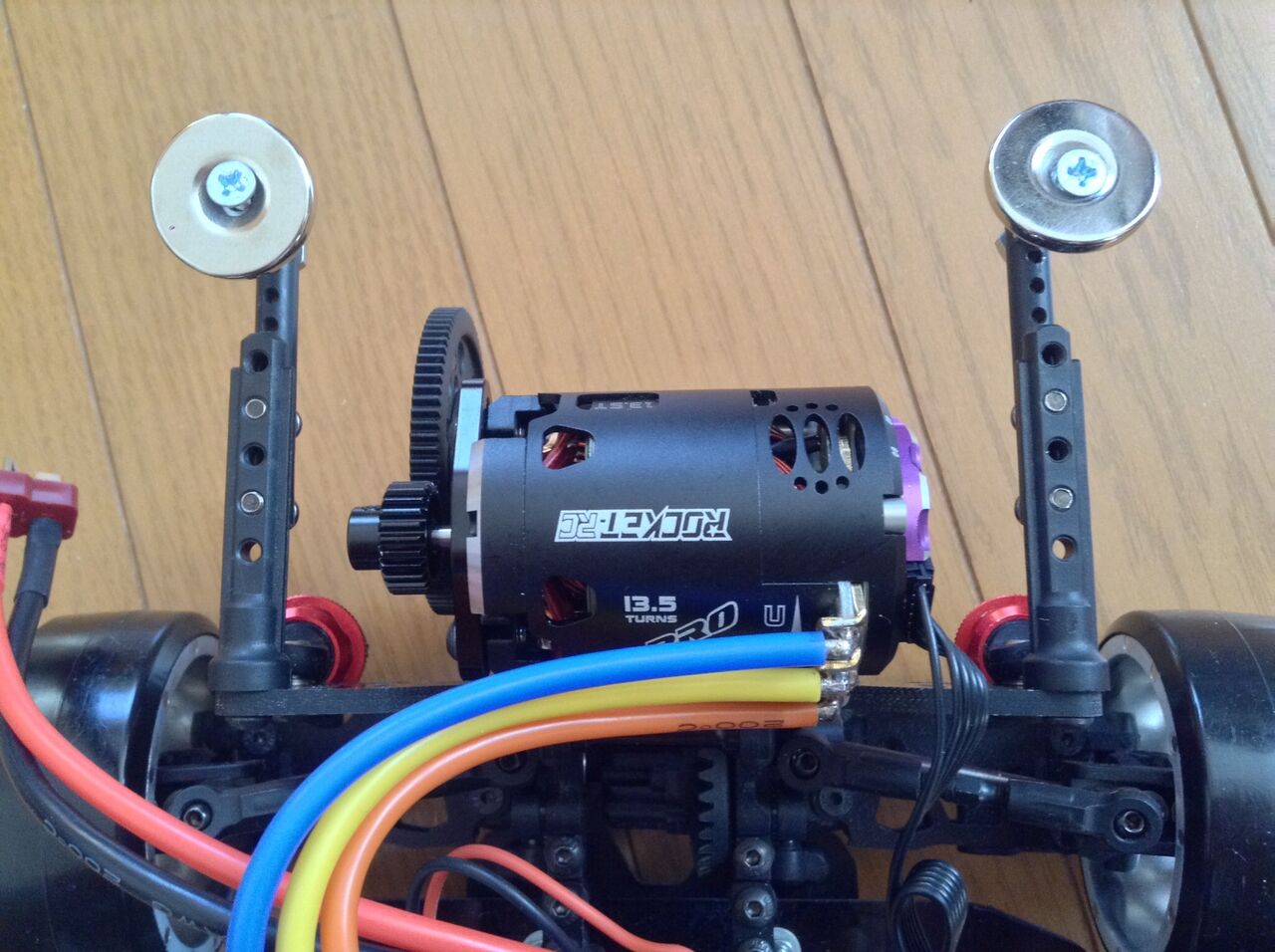 2022/12/10の作業：3RACING Sakura D5RRのモーターとESCの交換
