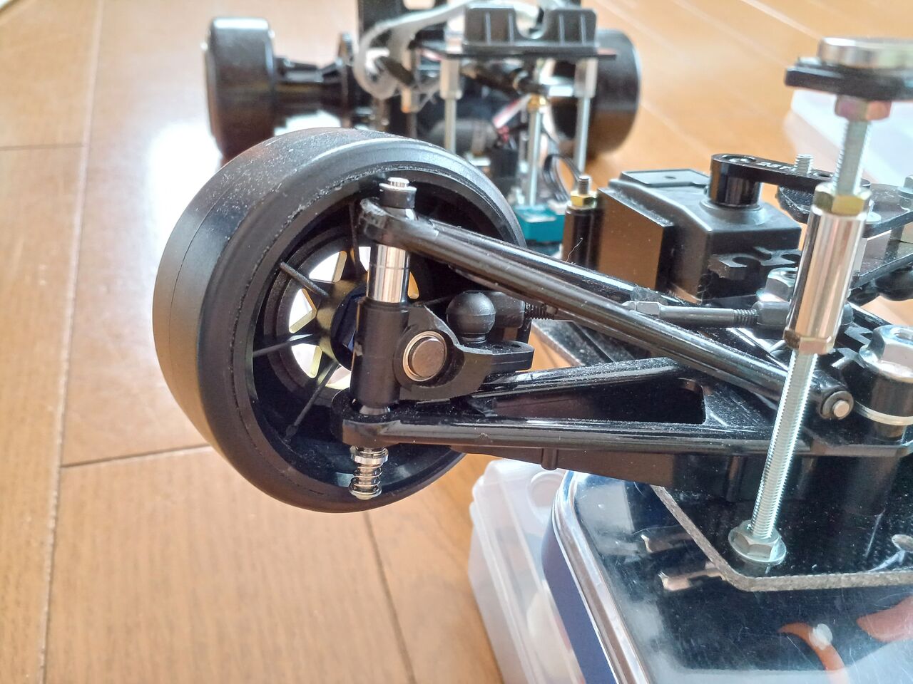 2024/6/6の作業：タミヤ F103GT ドリフトのステアリング回りの