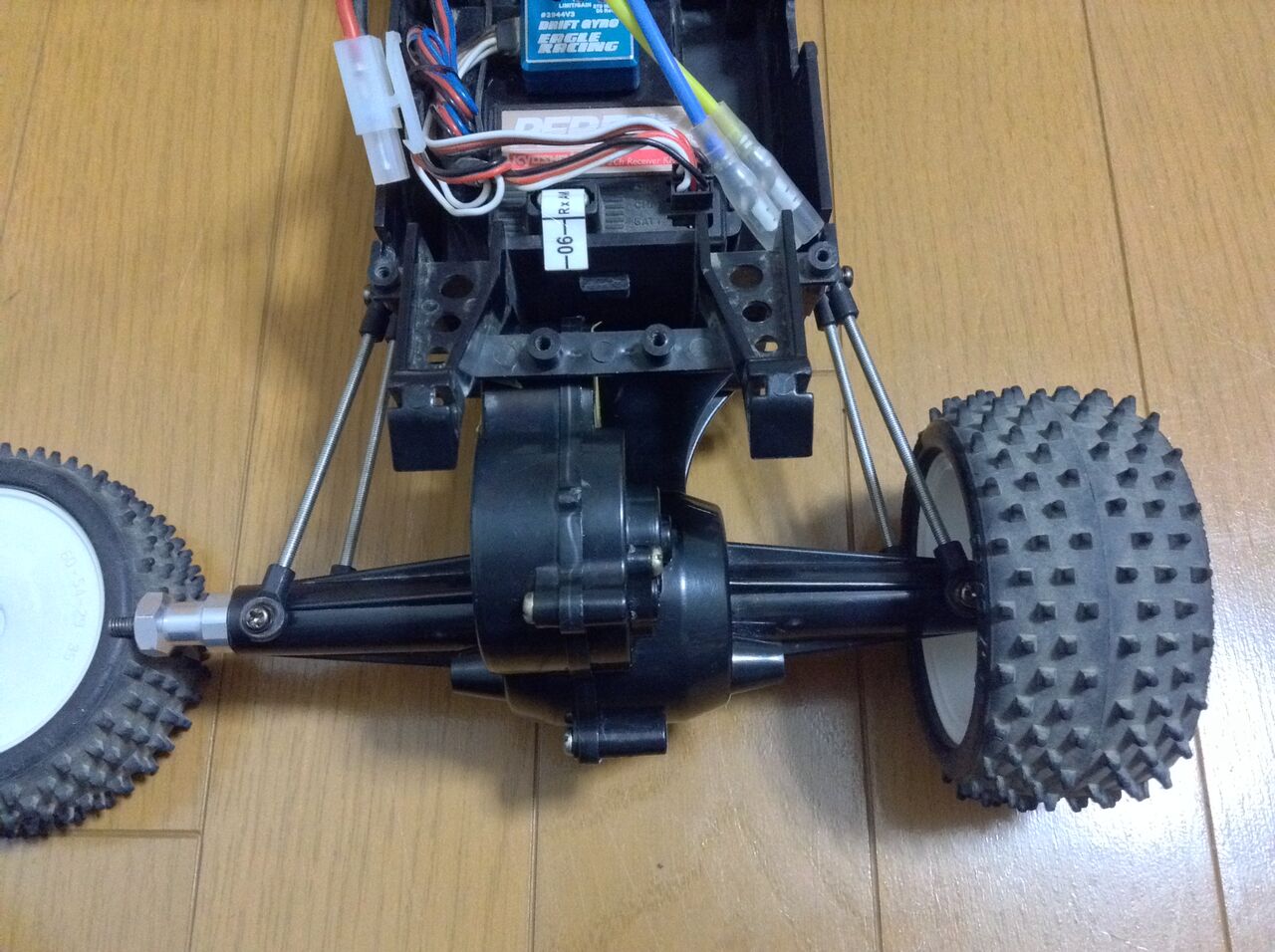 2020/11/7の作業:タミヤ グラスホッパーのリヤ5リンクサス化① 2020/11/7の作業:タミヤ グラスホッパーのリヤ5リンクサス化①