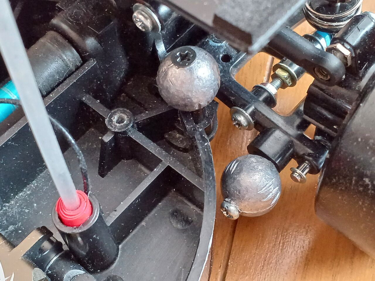 2025/3/9の作業：タミヤ TT-01 FR-Dの製作④ : お父さんの作業部屋