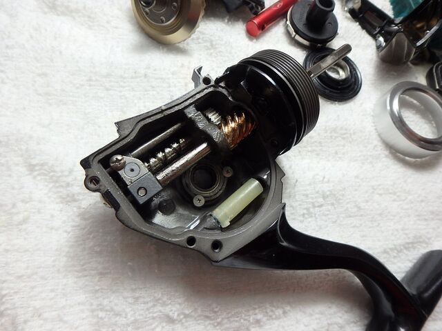 スプール昇降時の異音 1３ステラｓｗ５０００ｘｇ修理 リール屋ピカレスク