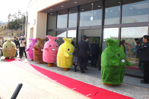 瀬戸万博記念公園愛 パークオープン 万博村の会代表へーほーの日記