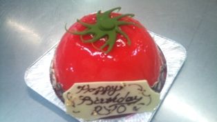 トマトバースデイ