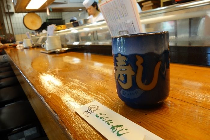 リーズナブルでボリューム満点 職人がにぎる にぎり定食が楽しめる 太鼓がドドーンと鳴る座敷 カウウンターが和風なお店 ごんた寿し 加古川市加古川町 姫路グルメ 飲み喰いブログ男ビール塾