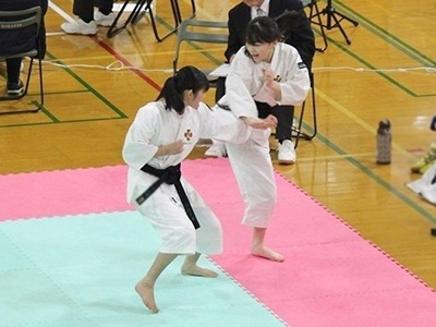 16_女子自由組演3