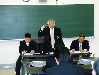 勉写真8?
