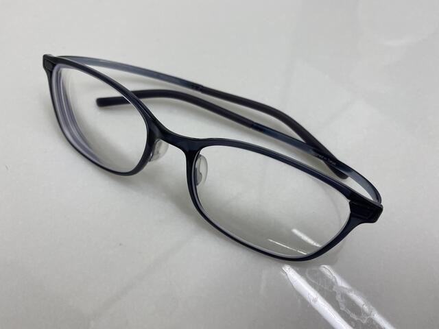 バイク用に眼鏡を買いました Jinsの8000円のグネグネまがる眼鏡 ウサコッツ飼育日記