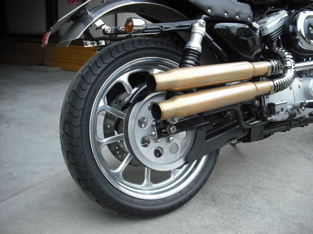 ハーレーダビットソン　スポーツスター　バイク　リアタイヤ フォーティーエイトのリアタイヤワイド化｜浜松市のハーレー専門
