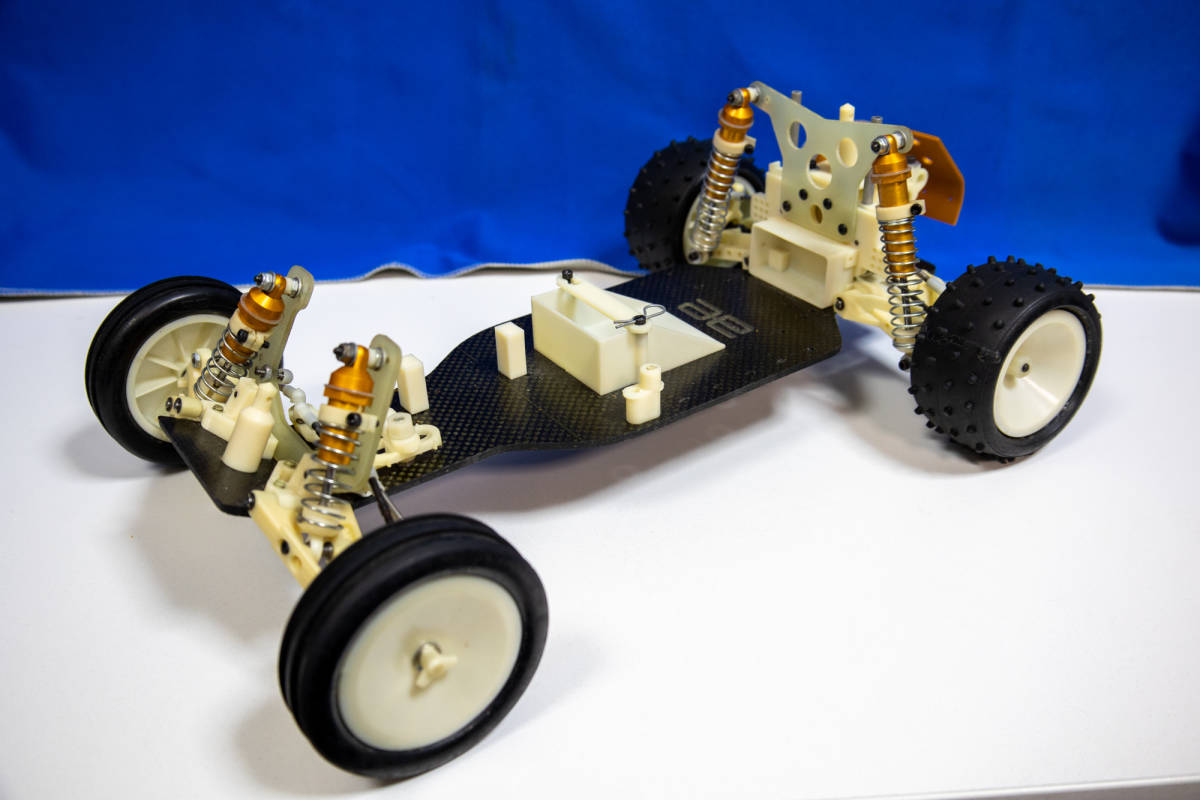 ヤフオク探訪 アソシ RC-10 カーボンシャーシ 20210301