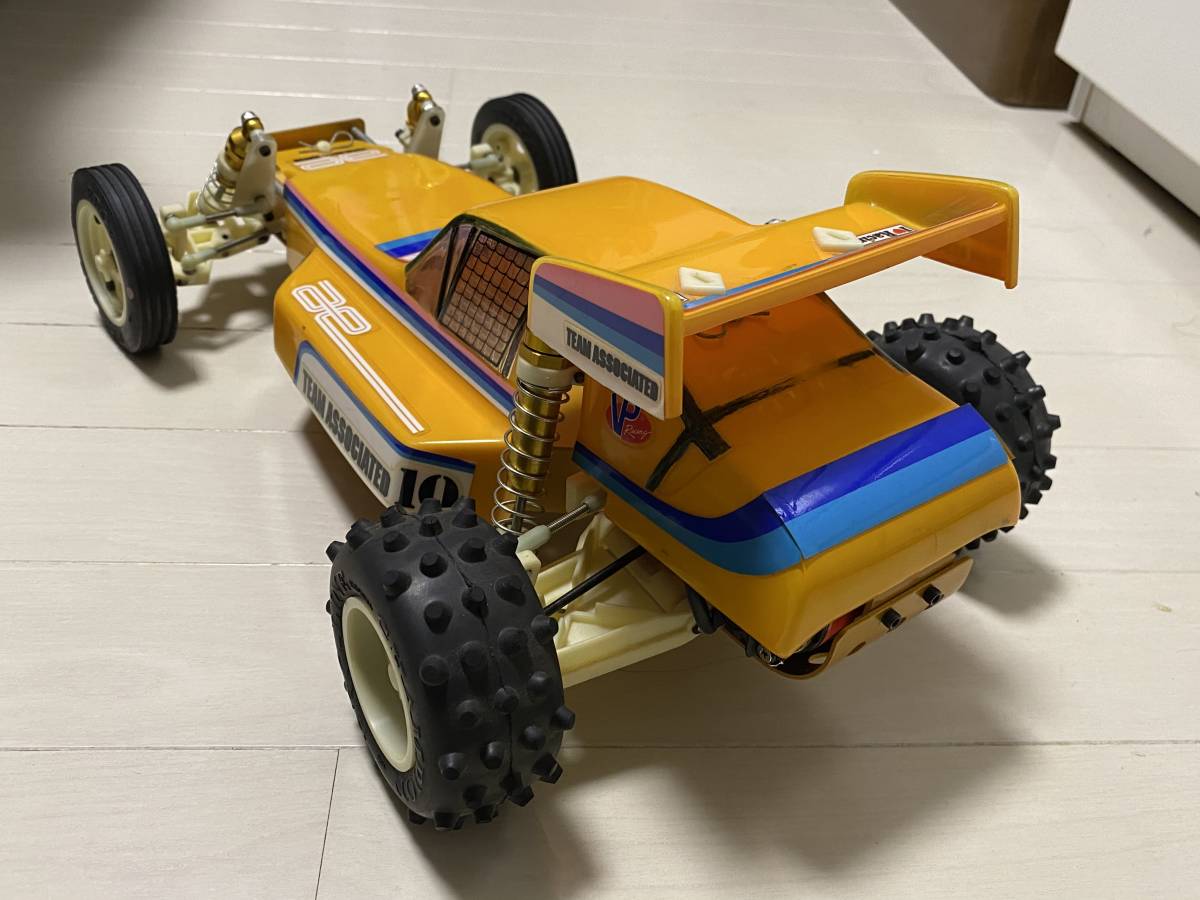 ヤフオク探訪 アソシRC-10(極初期) 20200207 : ビートル日記 ヤフオク探訪 アソシRC-10(極初期) 20200207 : ビートル日記