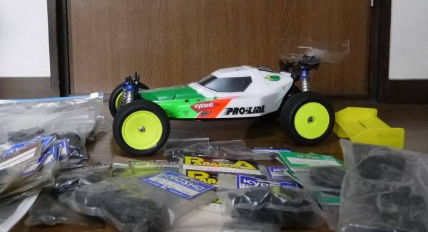 ヤフオク探訪 京商 レーザーZX-R 20171217 : ビートル日記