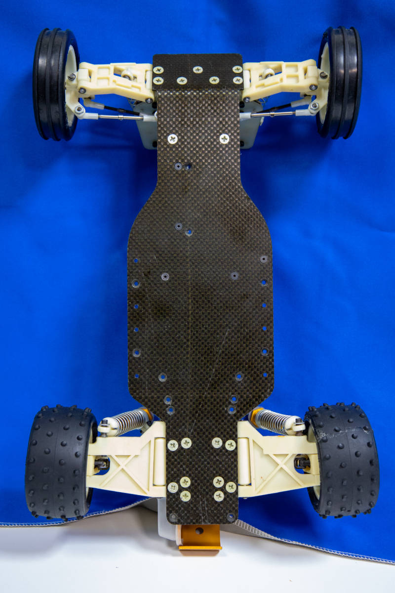 ヤフオク探訪 アソシ RC-10 カーボンシャーシ 20210301