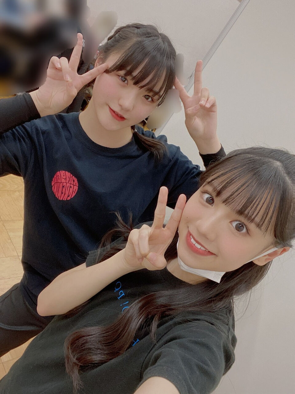 ももきらら 清野桃々姫が米村姫良々を祝福 ハロプロ研修生まとめブログ ももきらら 清野桃々姫が米村姫良々を祝福 ハロプロ研修生まとめブログ