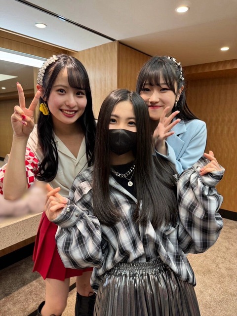 o1080144015374160892