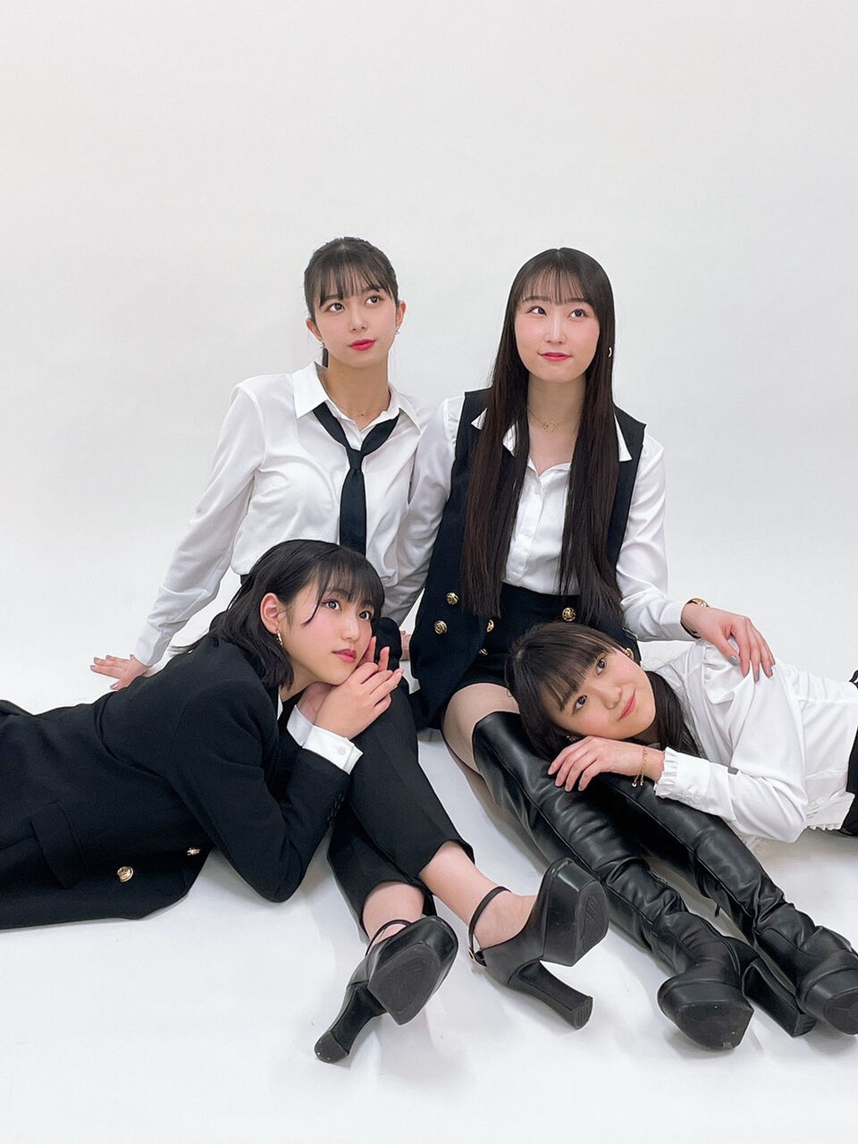 段原瑠々 井上玲音 工藤由愛 松永里愛が Bomb の撮影 ハロプロ研修生まとめブログ