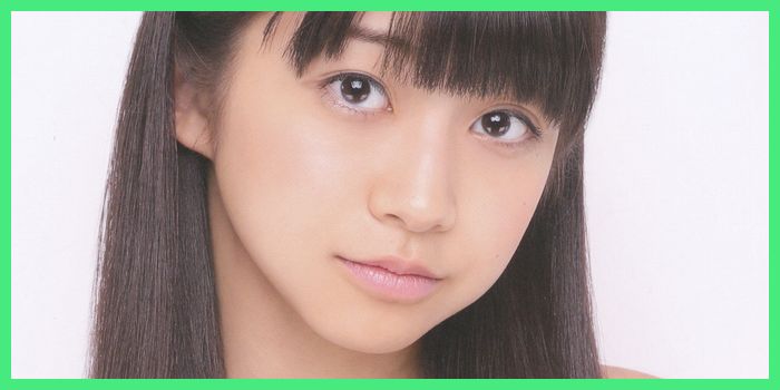 牧野真莉愛 エア茶摘み実演