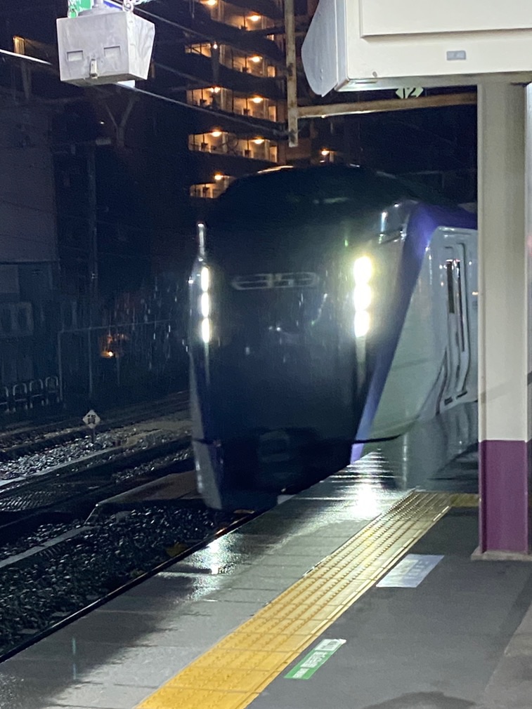 一岡 この電車 ドラゴンボールのあのキャラに似ているよね 段原 フリーザね 分かる ハロプロまとめトーク