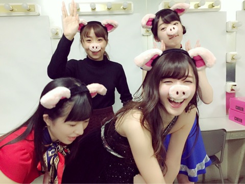 つばきファクトリー 小片リサ山岸理子 鈴木愛理とブタ鼻付けてふざけるノリのいい子のお知らせ ハロプロまとめたった