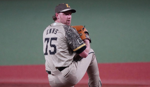 Screenshot_20221027-212829~2