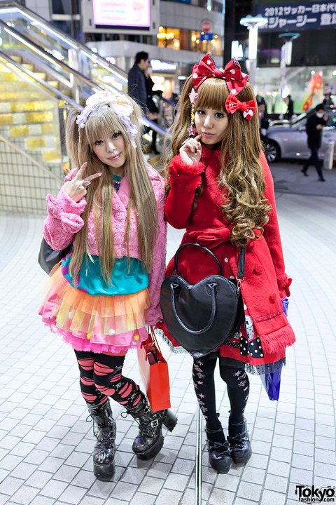 Shibuya-Lolita-Girls-2012-02-10-G3885