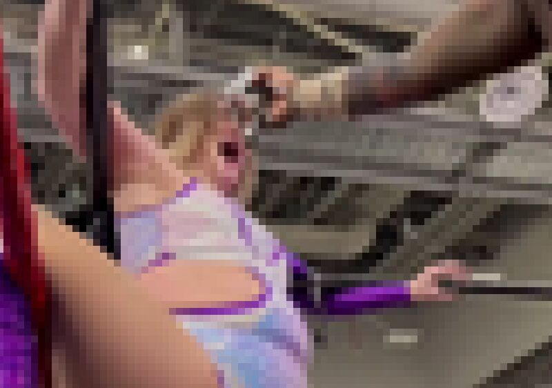 【狂気】女子プロレスラー、男にヤバい事されセ○クスできないマ●コにされてしまう・・・(動画) 変態の宴Ⅱ