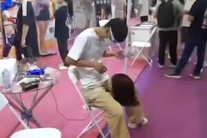 ◆【動画】アダルト展で公開されたバーチャル●ェラチオｗｗｗきついｗｗｗｗｗ 変態の宴Ⅱ