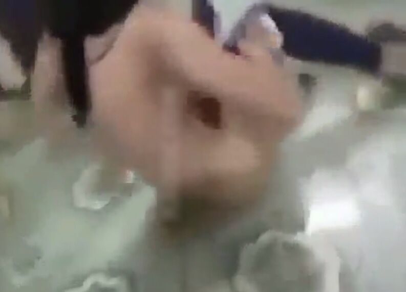 ◆女子生徒、いじめで服を脱がされマ●コを晒される・・・ 変態の宴Ⅱ