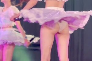 ◆【動画】これもう風俗やろ。パンチラすぎる地下アイドルのコンサートが人気に。 変態の宴Ⅱ